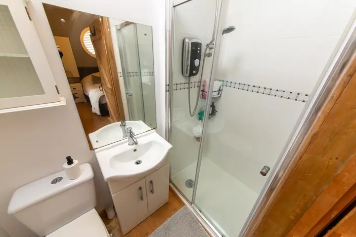 En-suite shower room