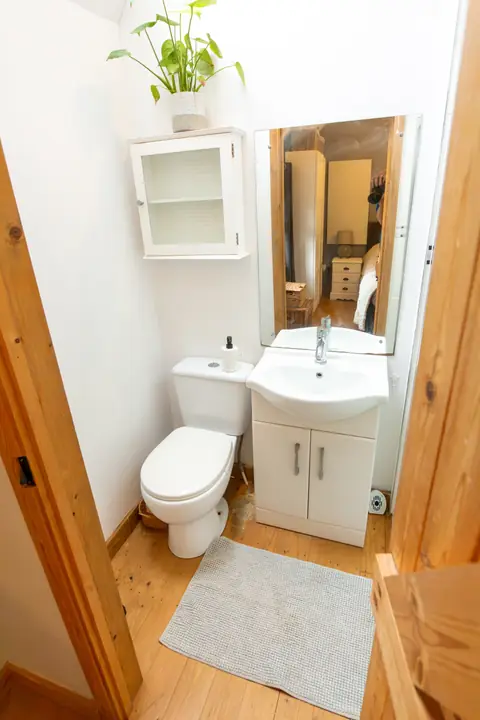 En-suite shower room